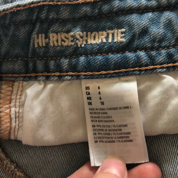 American Eagle Hi-Rise Shortie Shorts - Picture 4 of 4